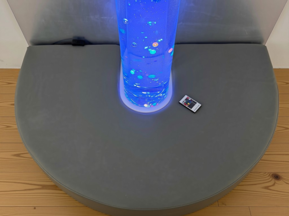 Jumbo Bead Tube with Mirror and Padded Surround