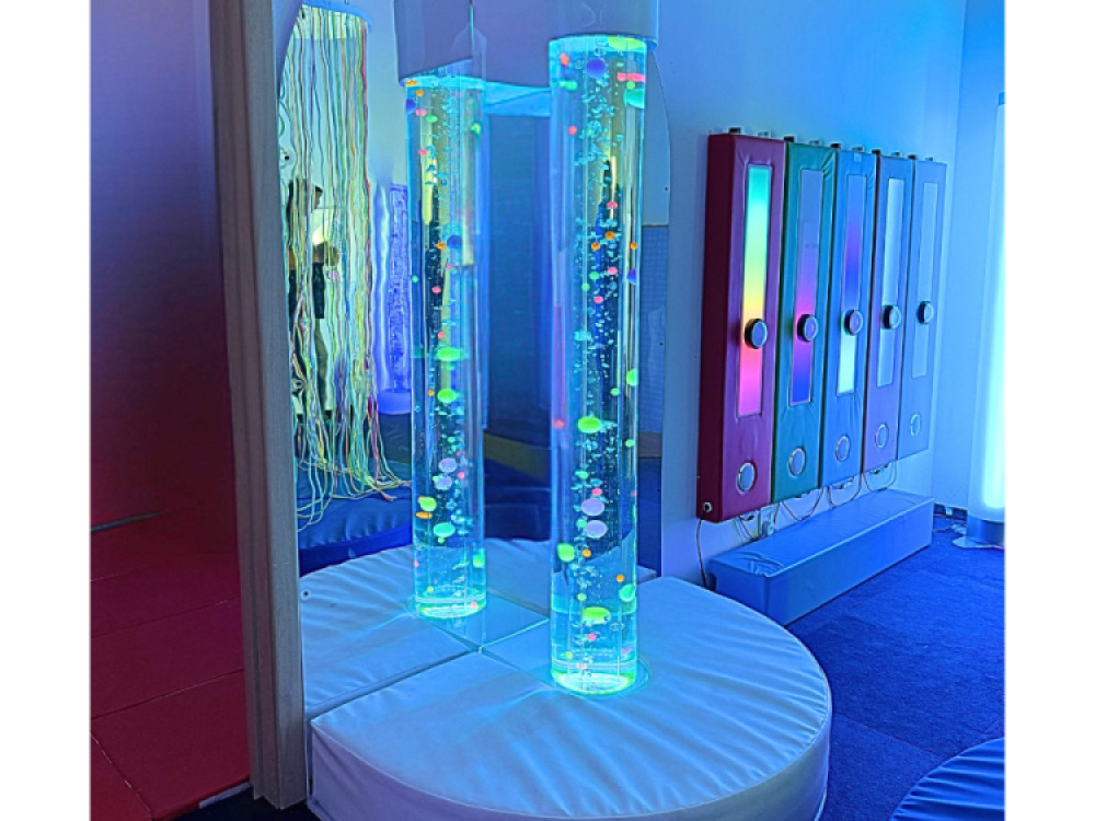Jumbo Bead Tube with Mirror and Padded Surround
