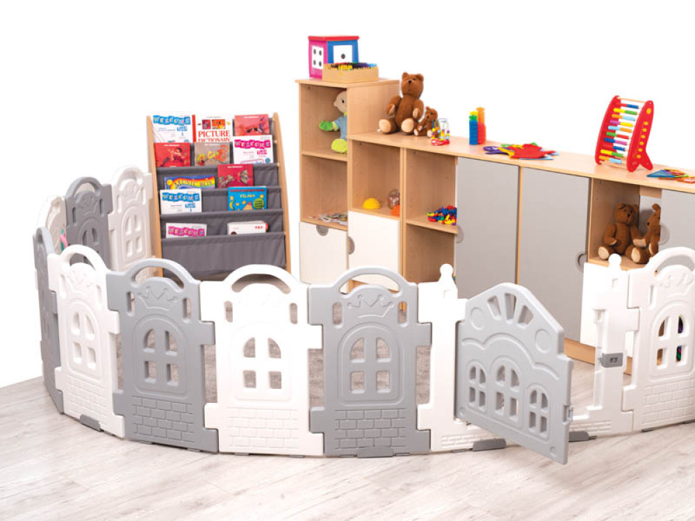 Royal playpen