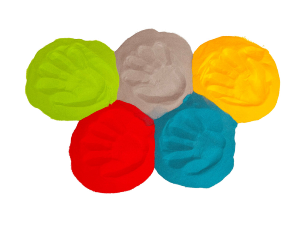 5 packs of Sand – a variety of colours provided