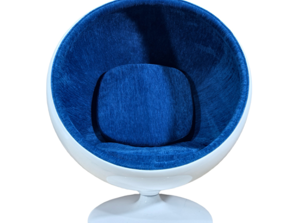 Retro Ball Chair – Blue